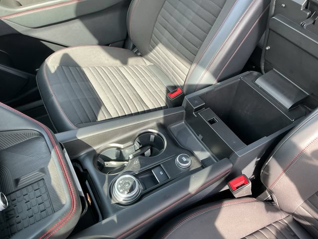 Certified 2025 Ford Explorer ST-Line w/ Premium Package AWD/4WD image 27