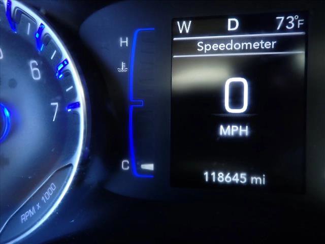 Used 2018 Chrysler Pacifica Touring-L FWD image 22