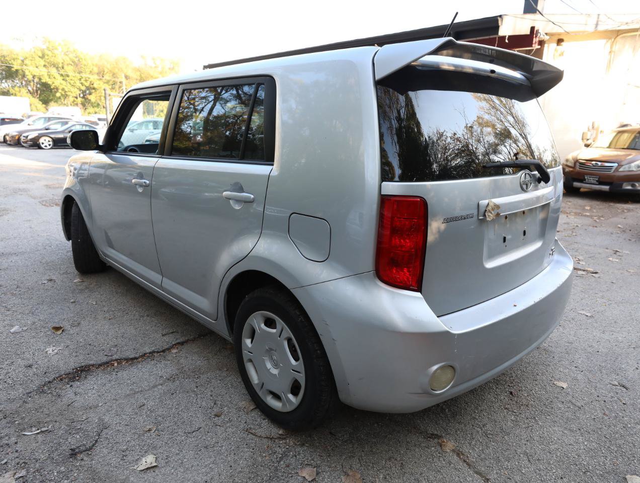 Used 2010 Scion xB FWD image 8