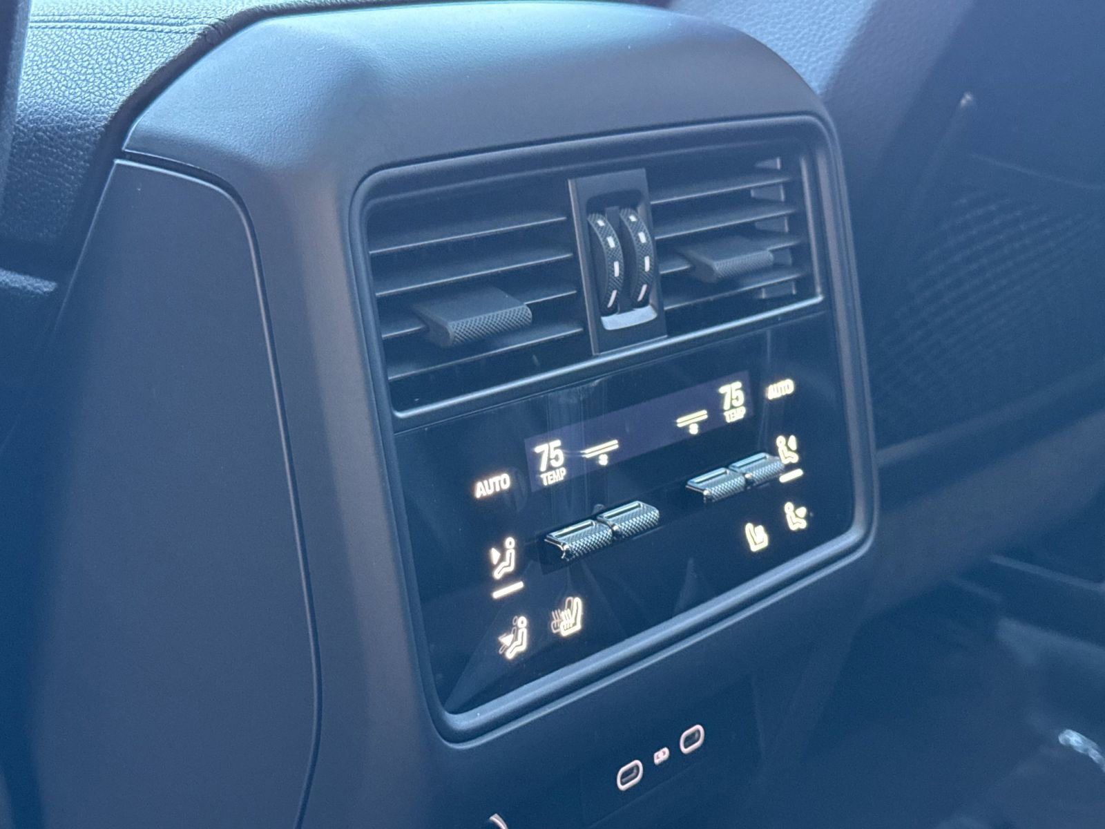 New 2026 Porsche Cayenne image 15