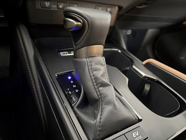 Used 2025 Lexus ES 300h w/ Premium Package FWD image 18