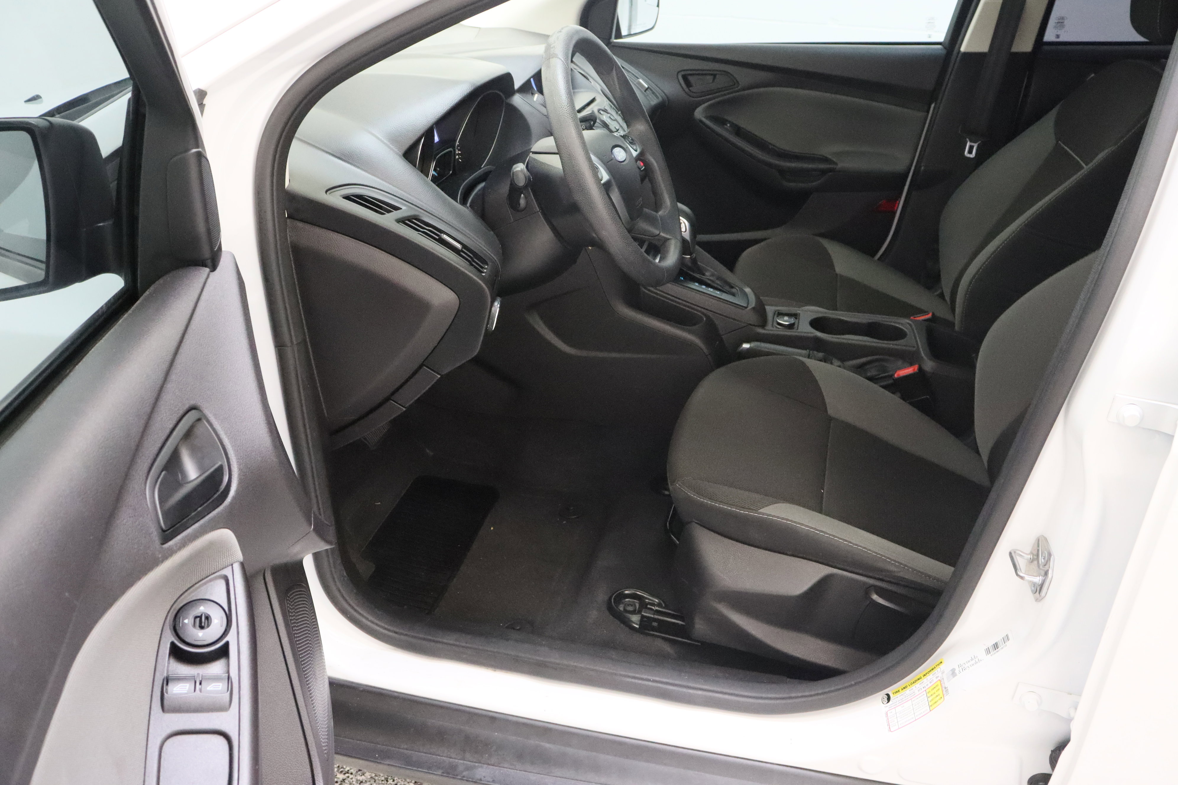 Used 2014 Ford Focus S FWD image 14