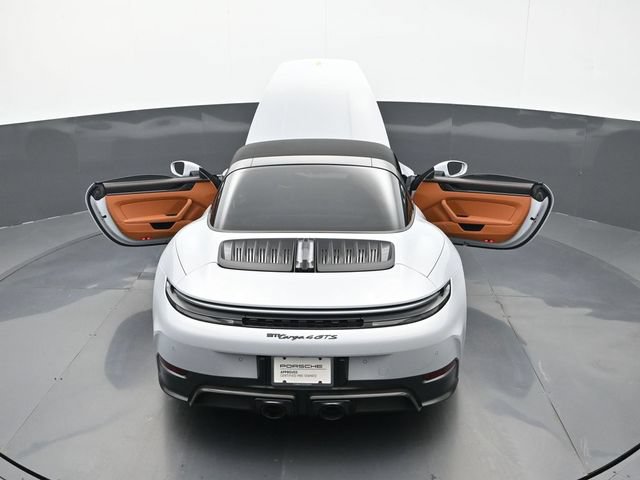 Certified 2026 Porsche 911 Targa 4 GTS AWD/4WD image 24