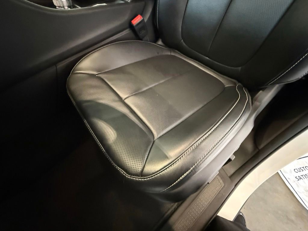 Used 2024 Jeep Grand Cherokee Limited w/ Luxury Tech Group II AWD/4WD image 30