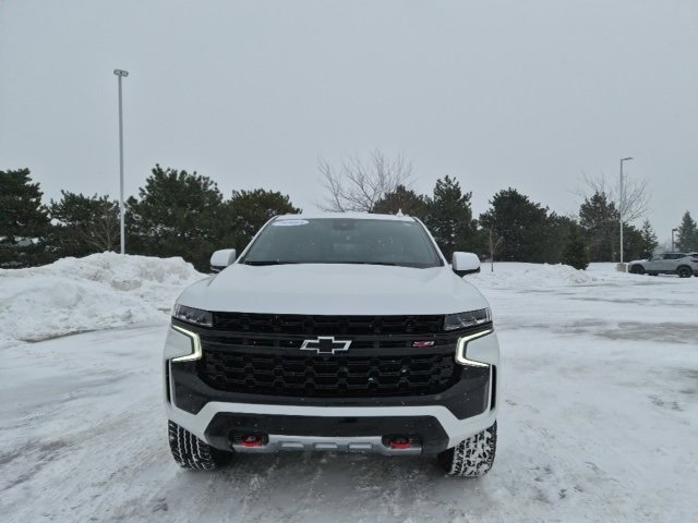 Certified 2024 Chevrolet Suburban Z71 w/ Luxury Package image 2