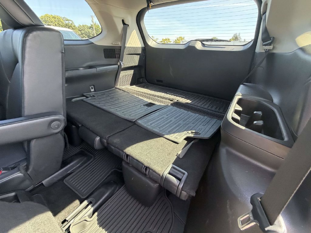 Used 2025 Toyota Grand Highlander AWD image 21