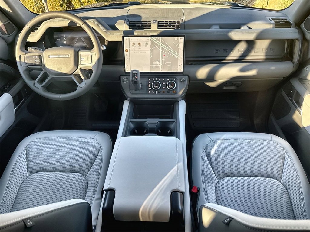 Used 2026 Land Rover Defender 110 S image 12