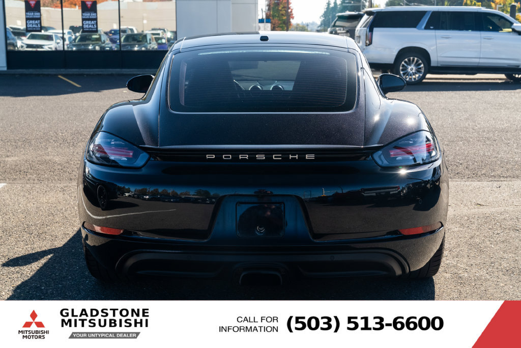 Used 2018 Porsche 718 Cayman RWD image 7
