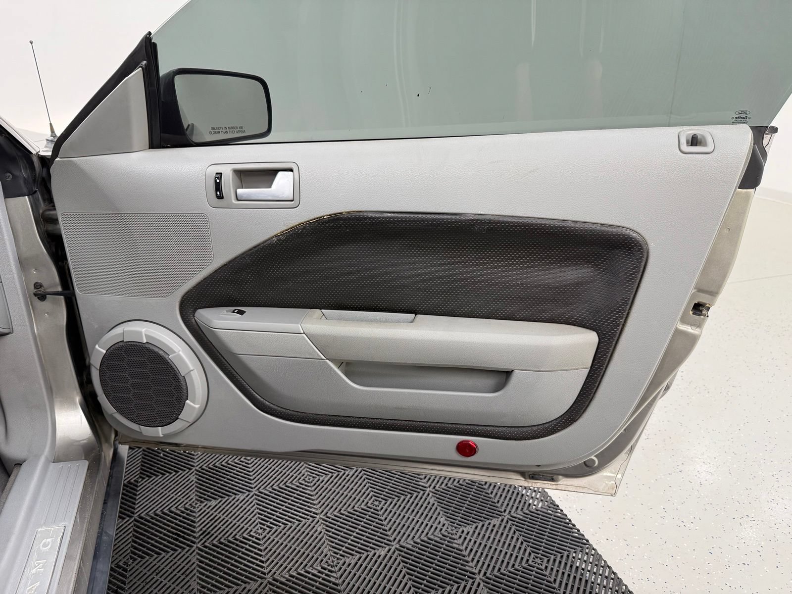 Used 2008 Ford Mustang Premium RWD image 20