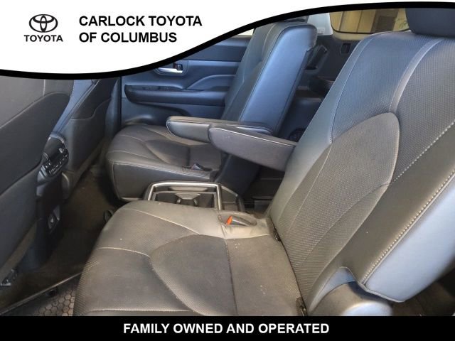 Used 2024 Toyota Grand Highlander Platinum image 13