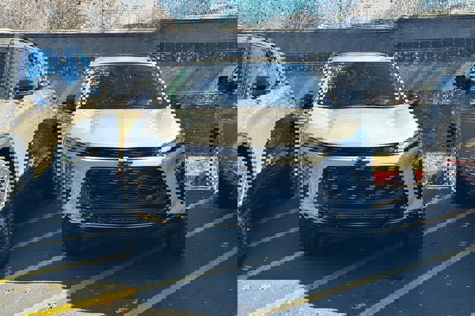 Used 2026 Chevrolet Trax ACTIV w/ Sunroof Package image 5