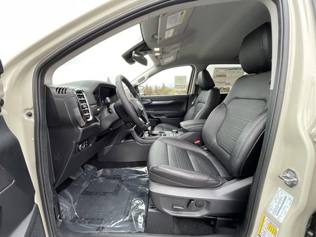 New 2025 Ford Ranger Lariat w/ Black Appearance Package image 9