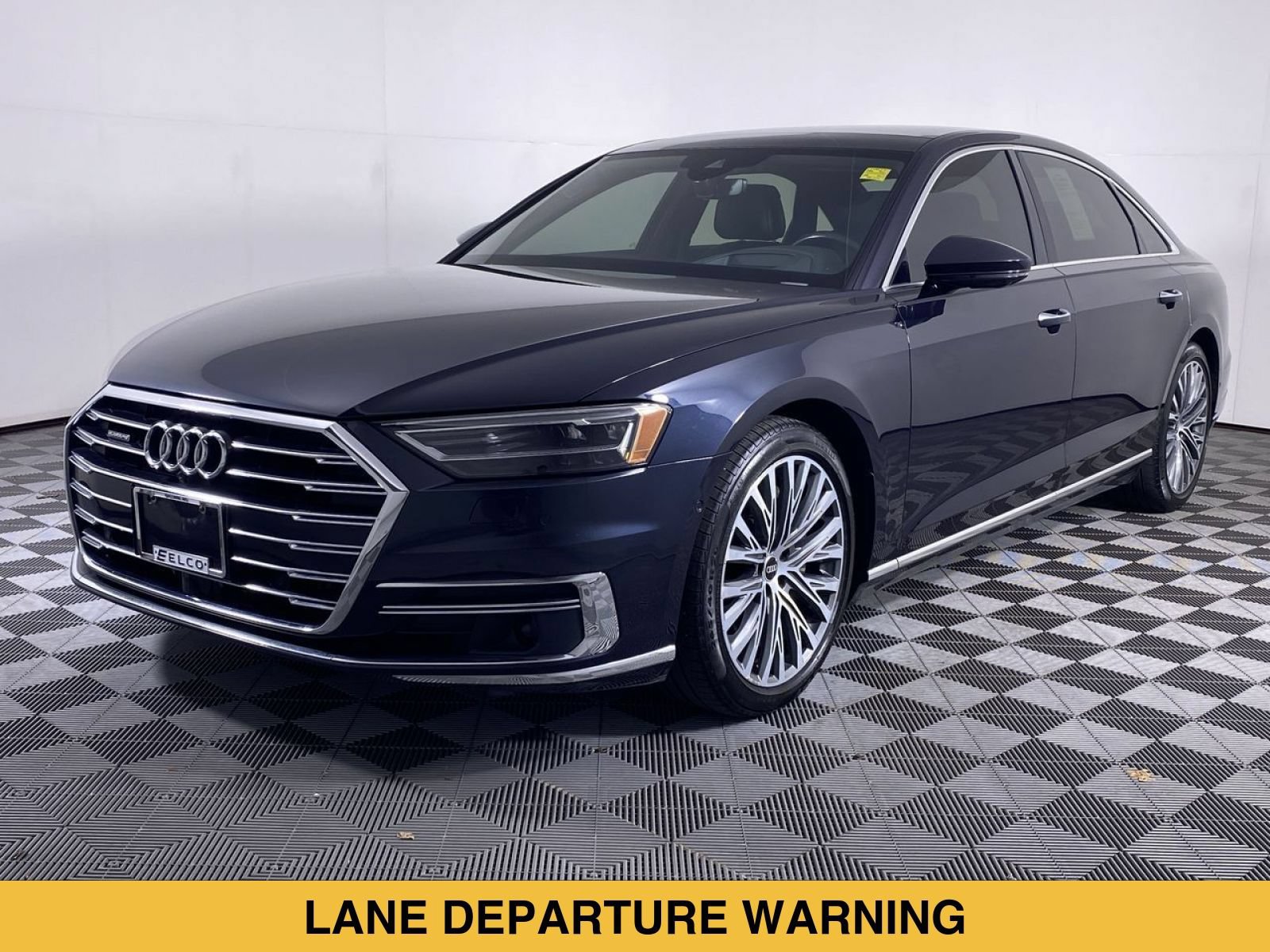 Used 2021 Audi A8 L 3.0T w/ Executive Plus Package AWD/4WD image 18