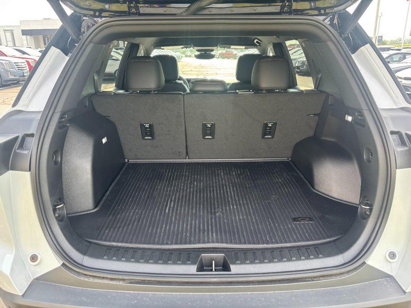Used 2026 Chevrolet Equinox RS w/ Safety and Technology Package FWD image 8