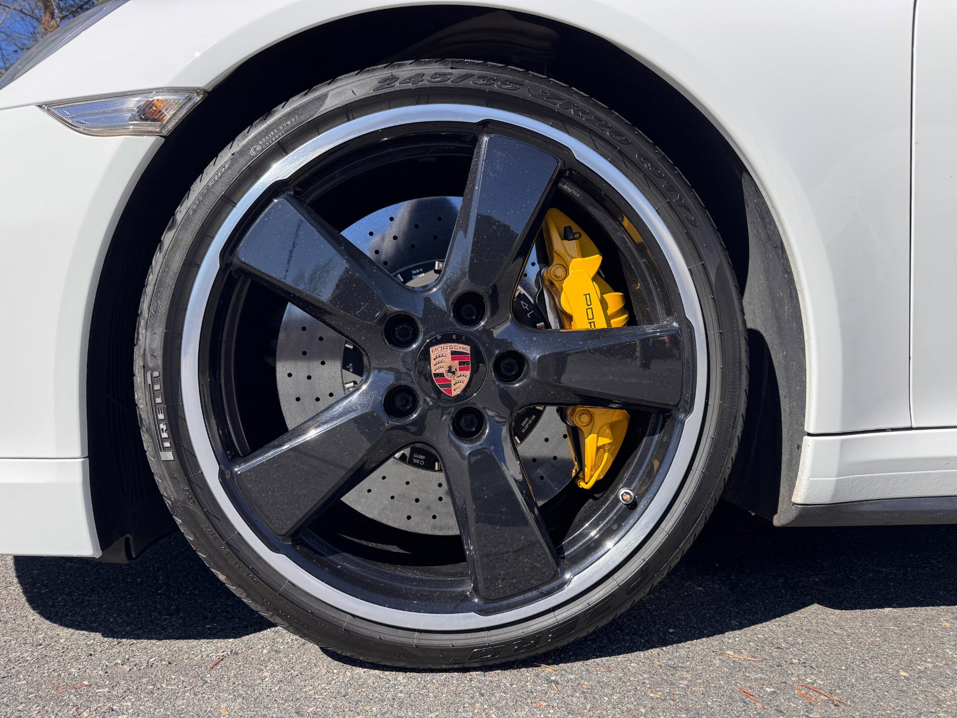 Used 2014 Porsche 911 Turbo S image 62