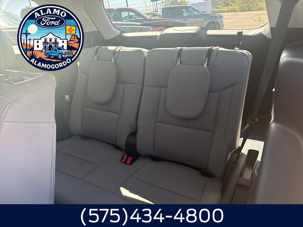 New 2026 Ford Explorer Active w/ Active Comfort Package image 11