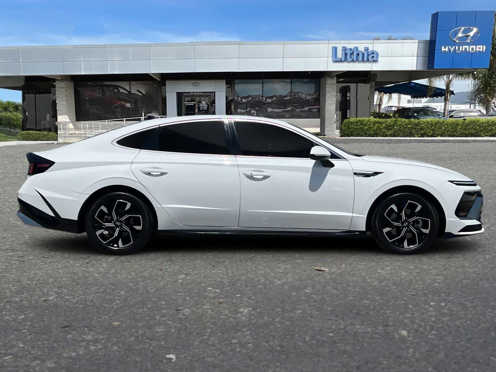 Used 2024 Hyundai Sonata SEL FWD image 9