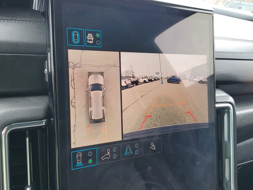 Used 2025 GMC Yukon Denali image 26