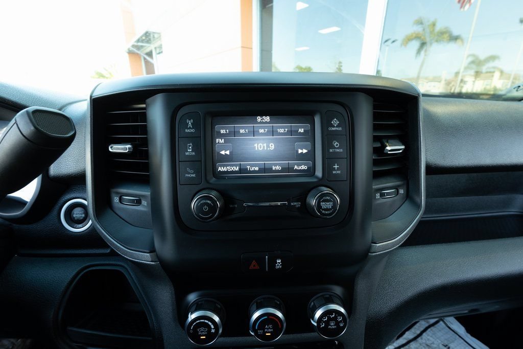 Used 2019 RAM 5500 Tradesman RWD image 27