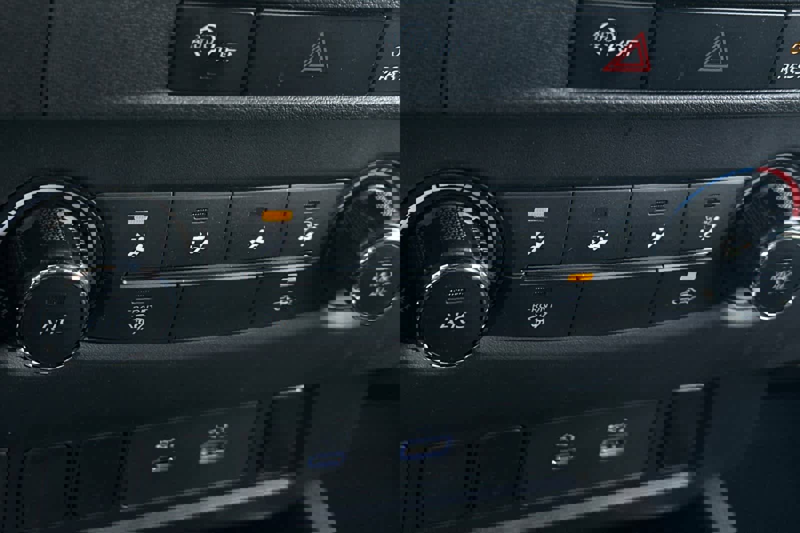 Used 2024 Nissan Frontier SV image 21