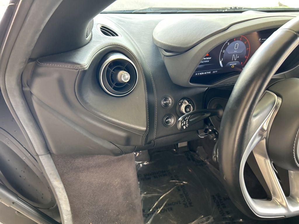 Used 2020 McLaren GT image 42