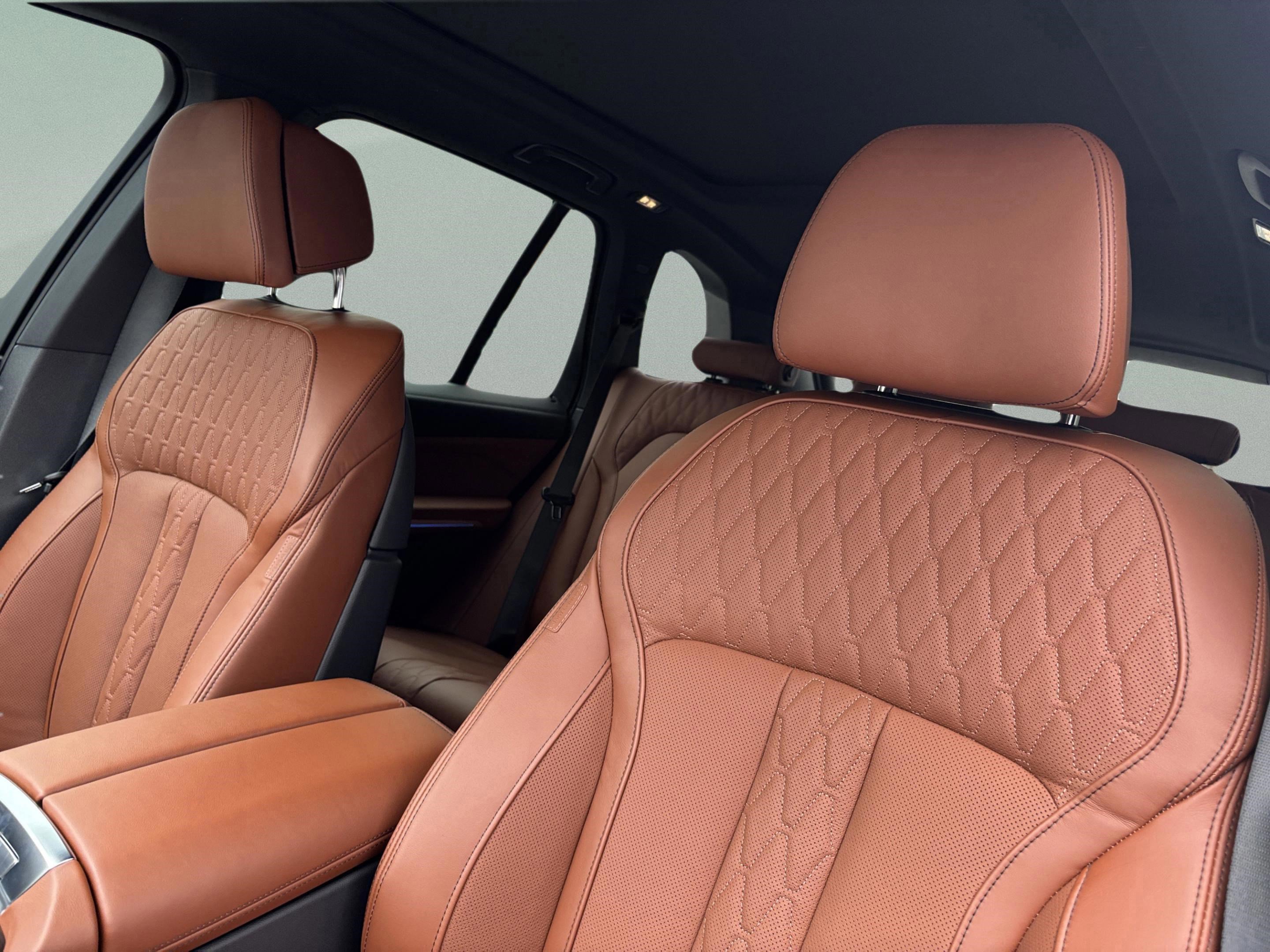 Used 2026 BMW X5 xDrive50e w/ M Sport Package image 35