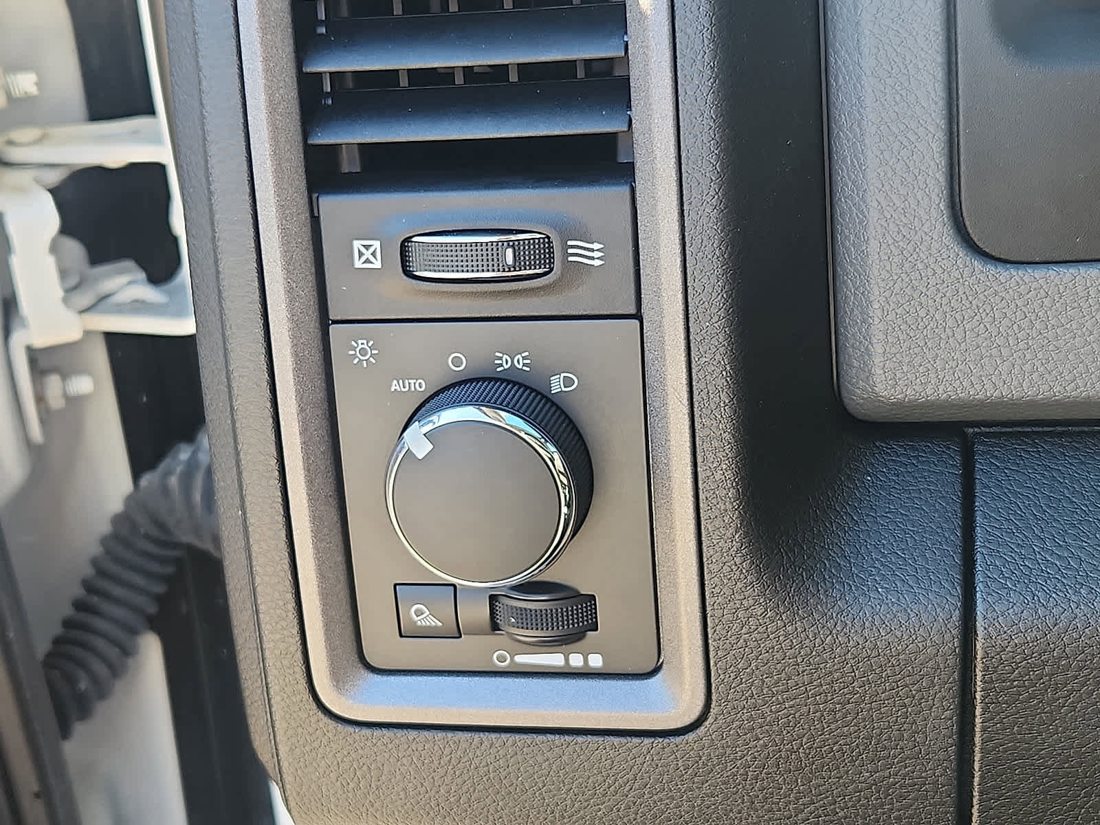 Used 2020 RAM 1500 Tradesman w/ Power & Remote Entry Group image 22