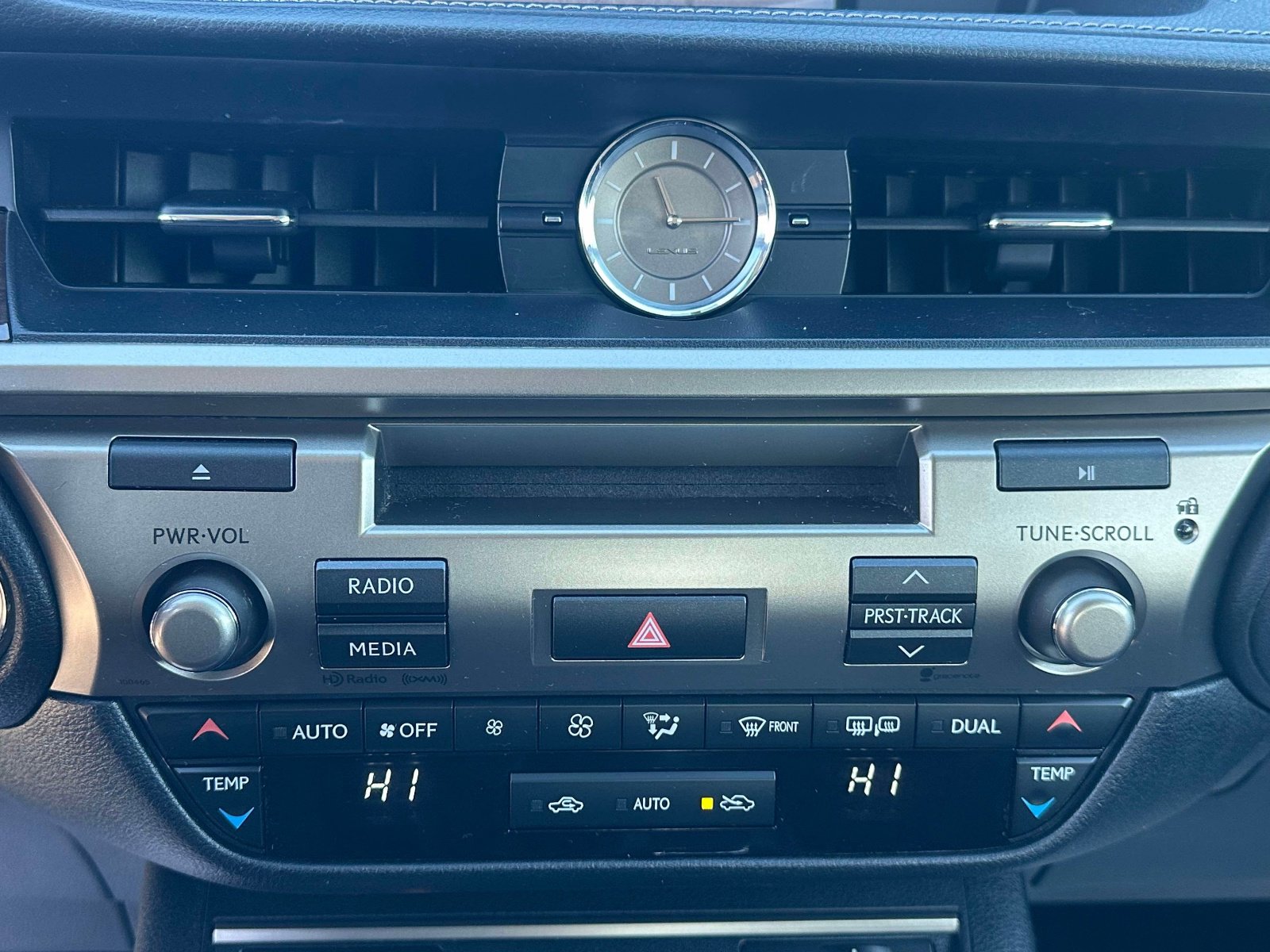 Used 2015 Lexus ES 350 image 12