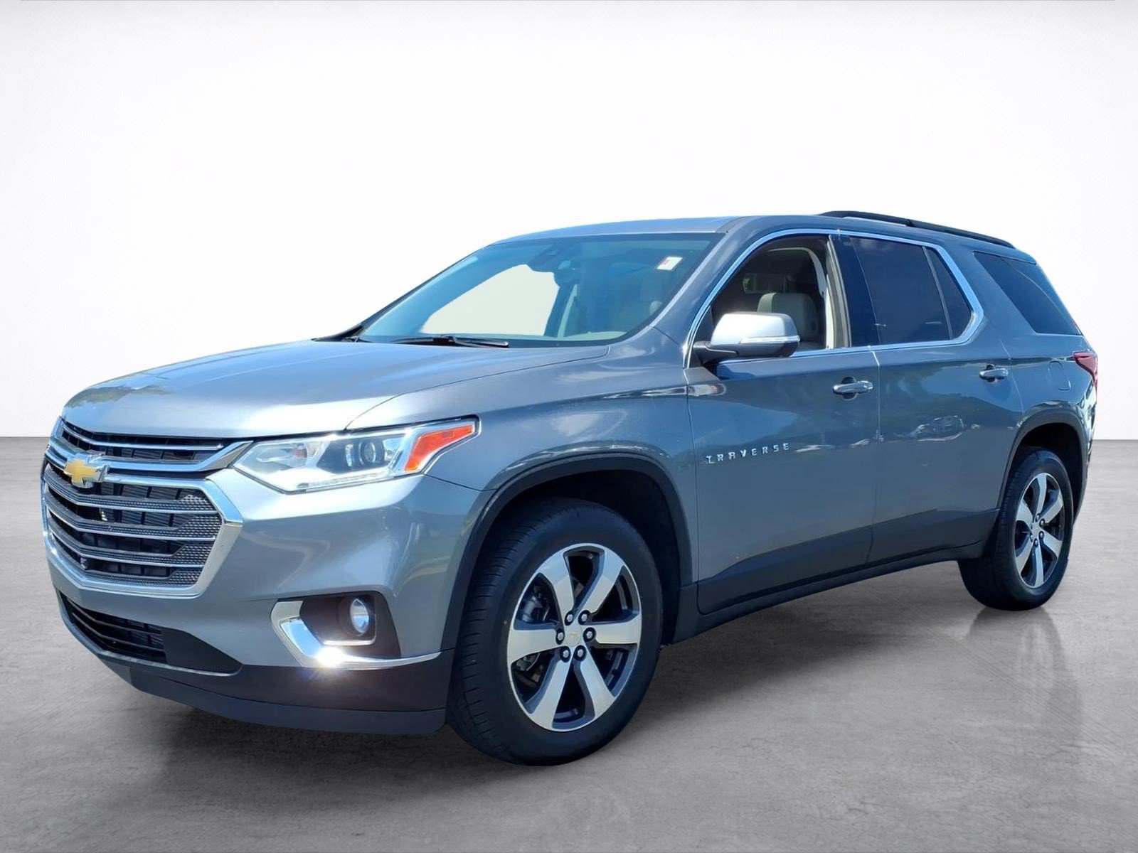 Certified 2021 Chevrolet Traverse LT w/ LT Premium Package FWD image 1