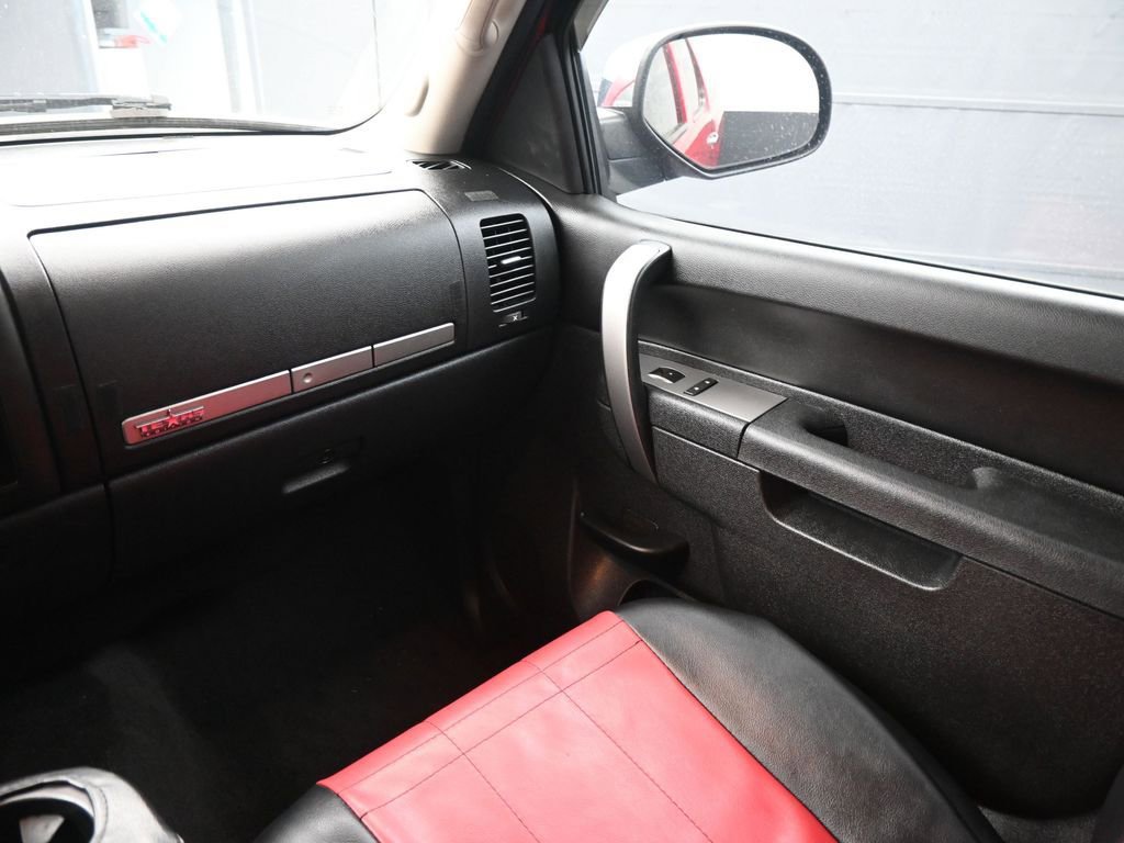 Used 2013 Chevrolet Silverado 1500 LT image 14