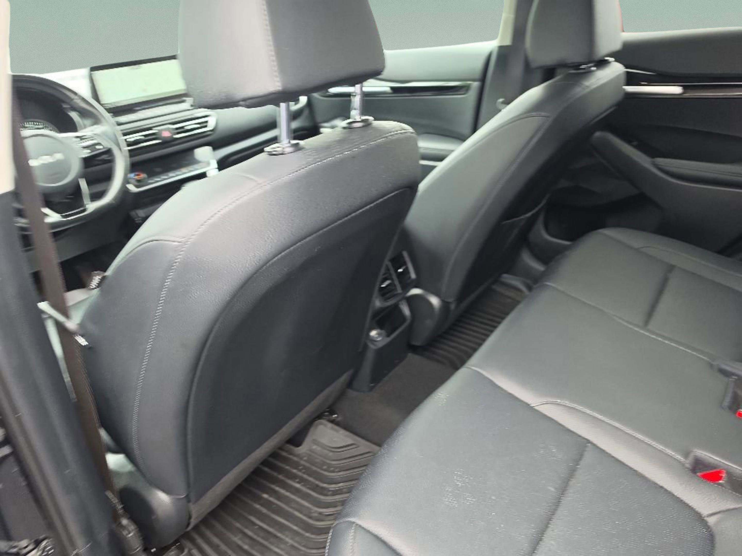Used 2023 Kia Seltos SX w/ SX Sunroof Package AWD/4WD image 23