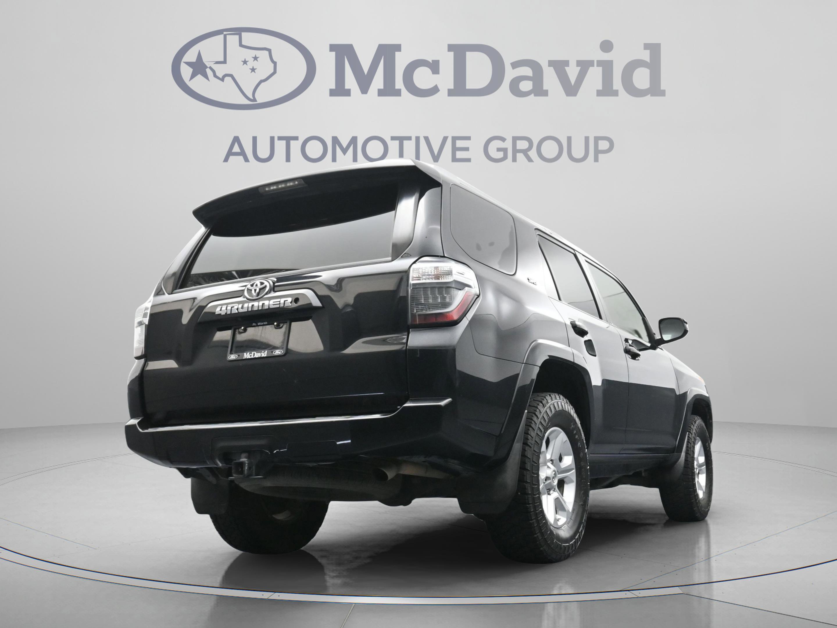 Used 2017 Toyota 4Runner SR5 RWD image 30