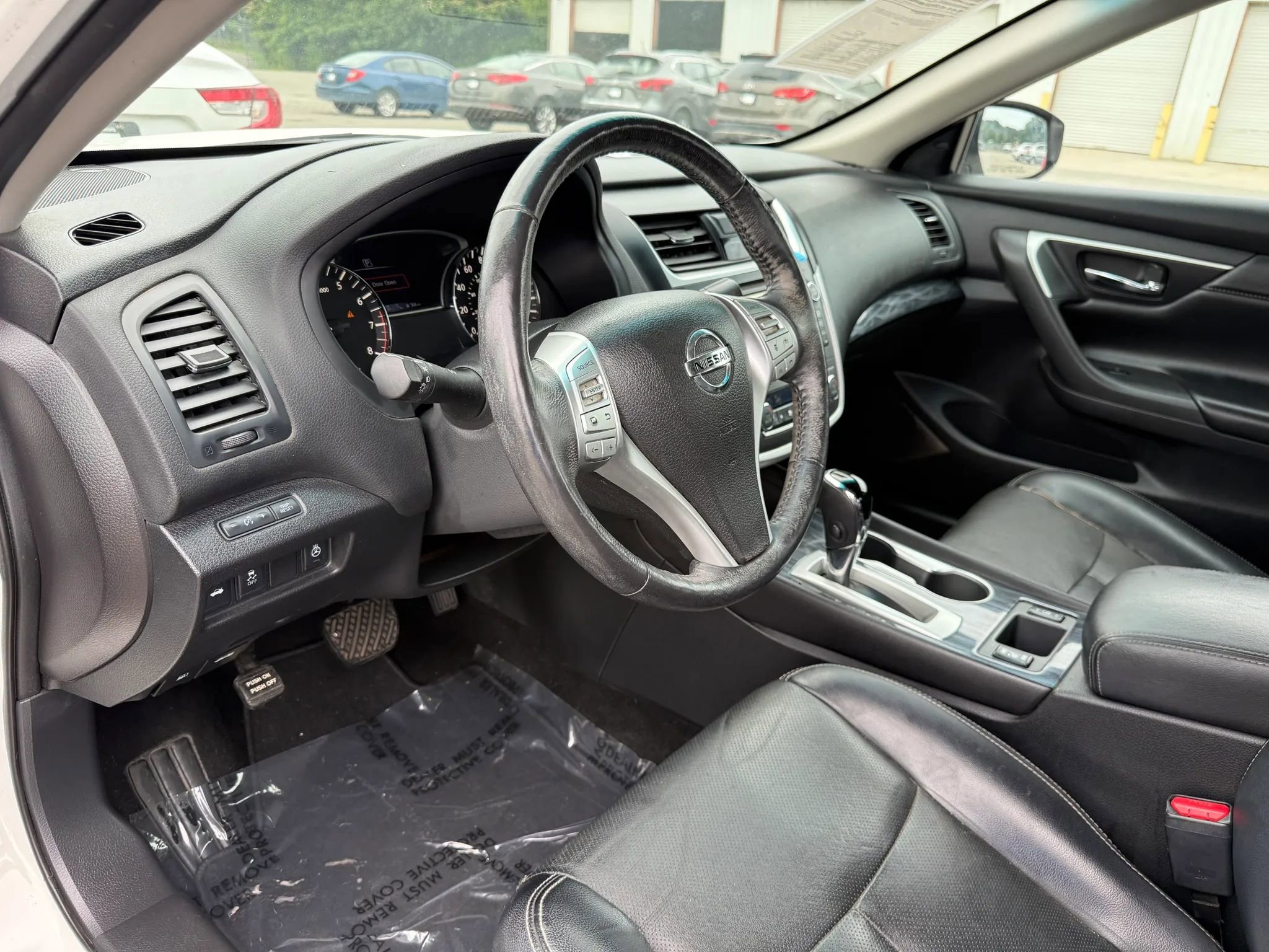 Used 2016 Nissan Altima 2.5 SL w/ 2.5 Technology w/LED Package FWD image 17