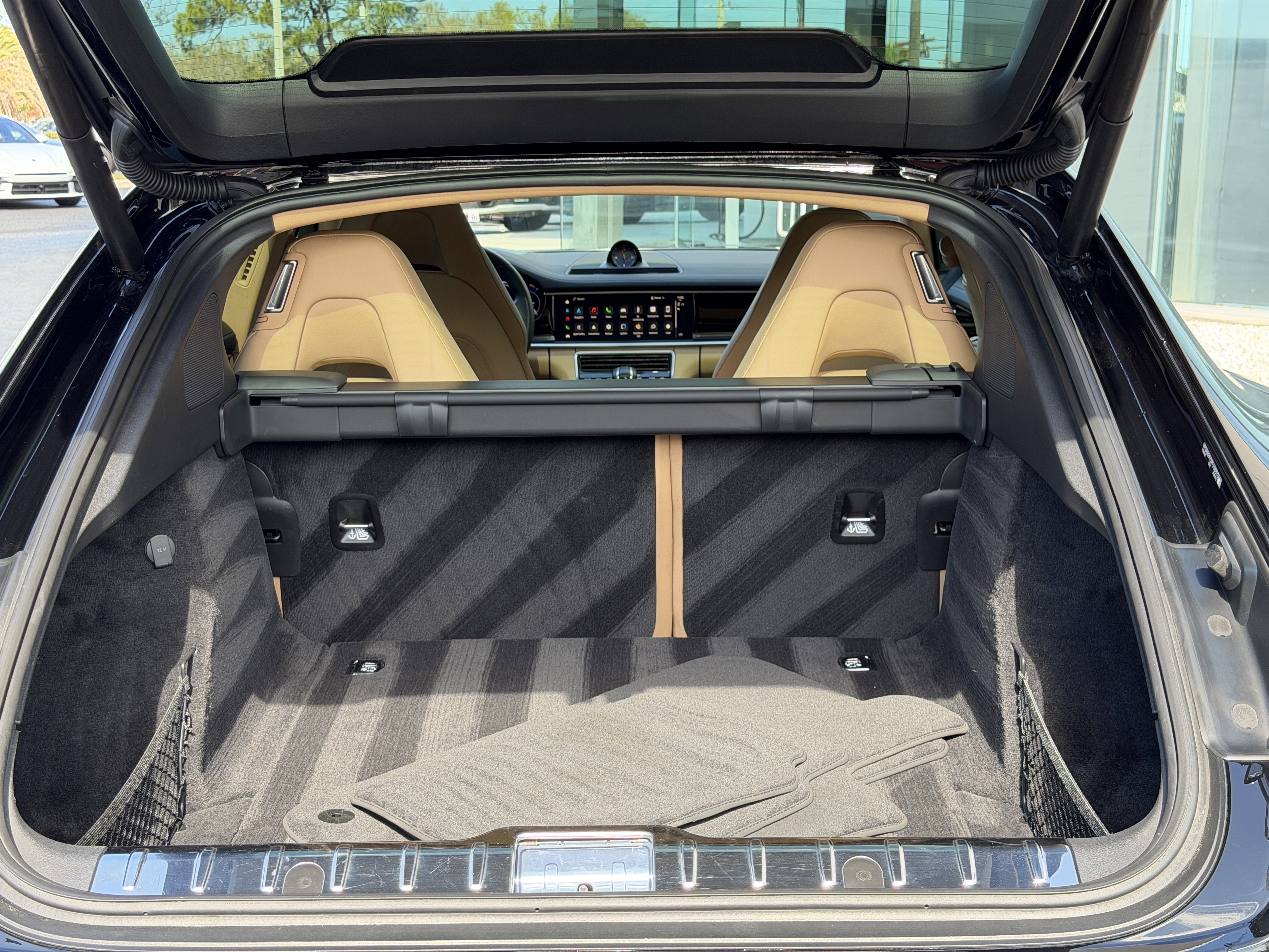 Certified 2023 Porsche Panamera 4S image 15