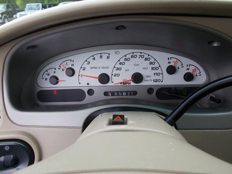 Used 2004 Ford Explorer Sport Trac XLT RWD image 31