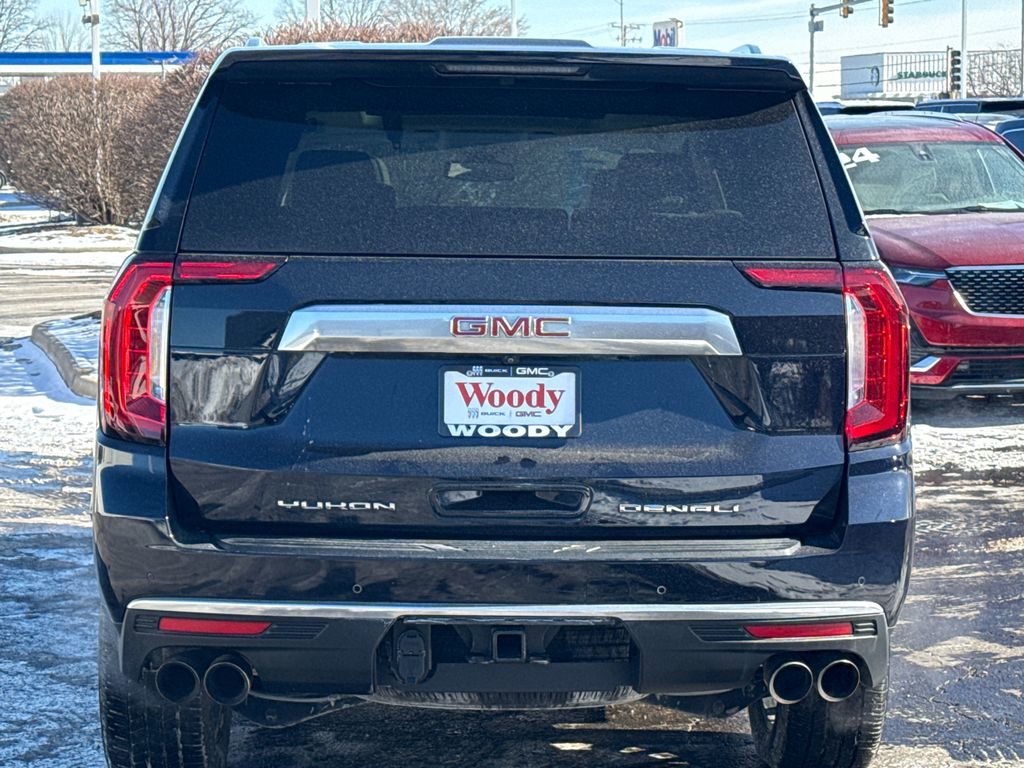 Used 2022 GMC Yukon Denali w/ Max Trailering Package image 9