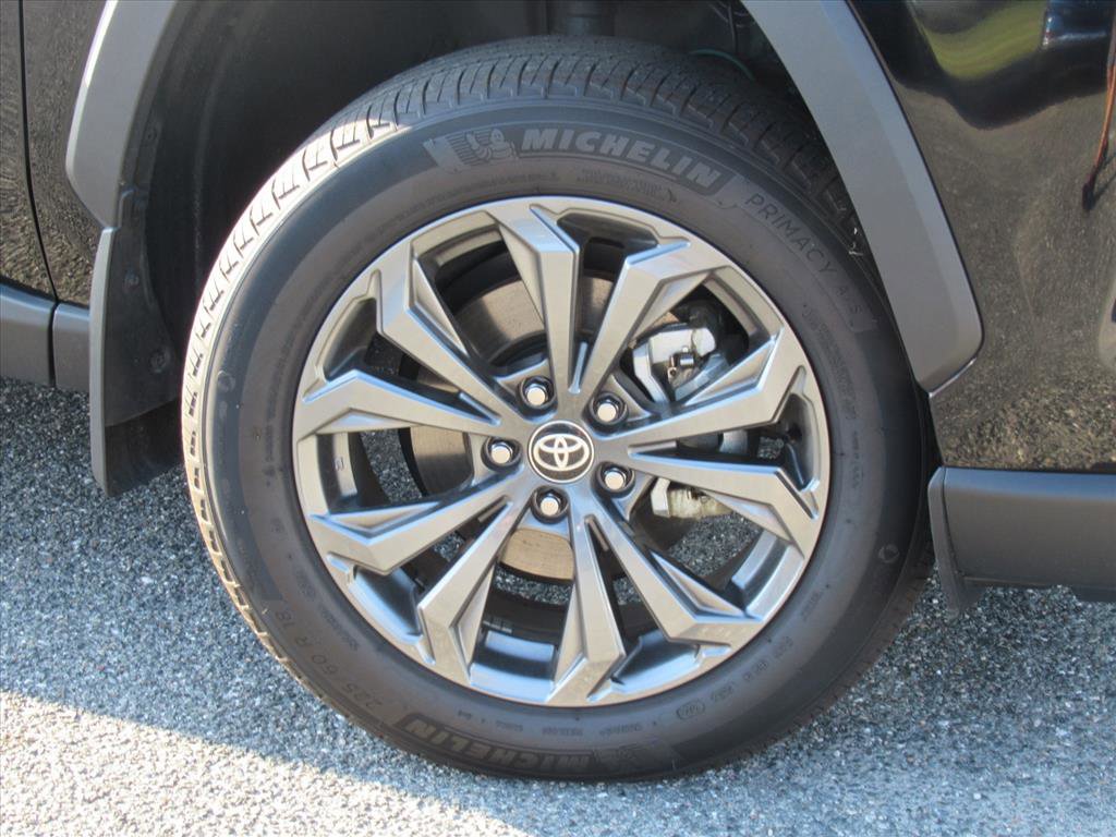 Used 2024 Toyota RAV4 Limited image 7