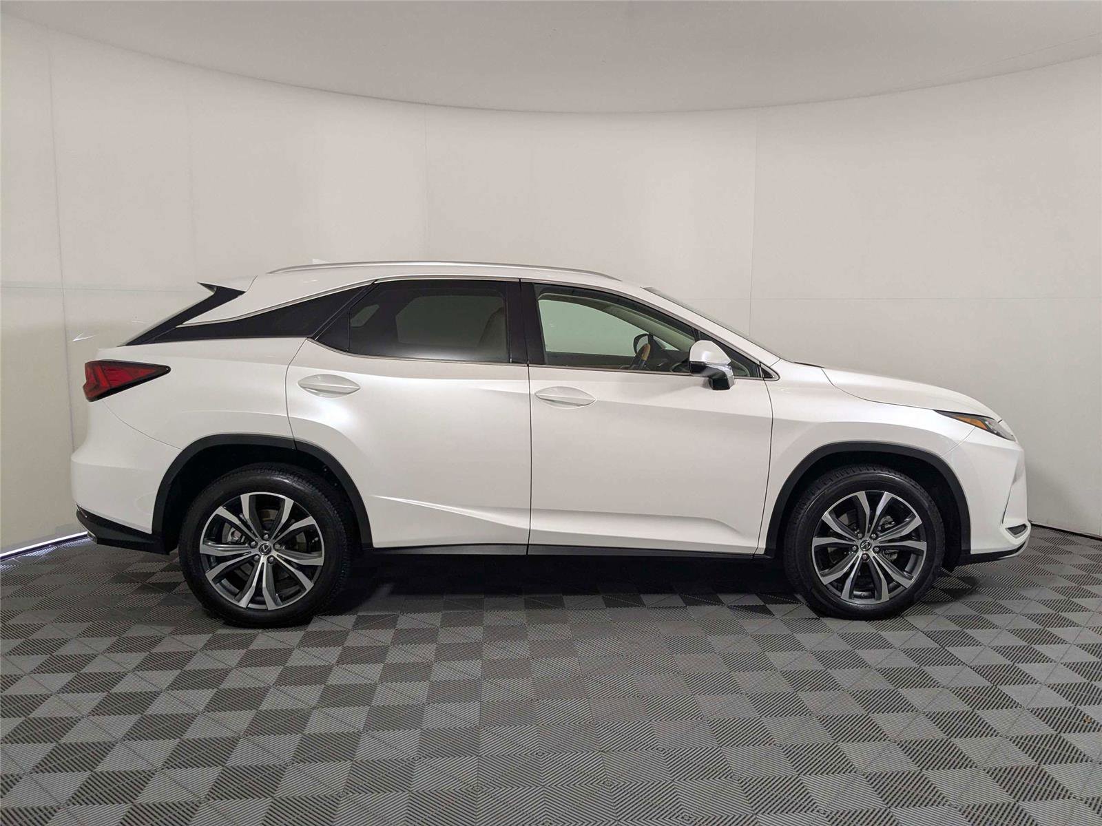 Used 2020 Lexus RX 350 FWD w/ Premium Package image 4