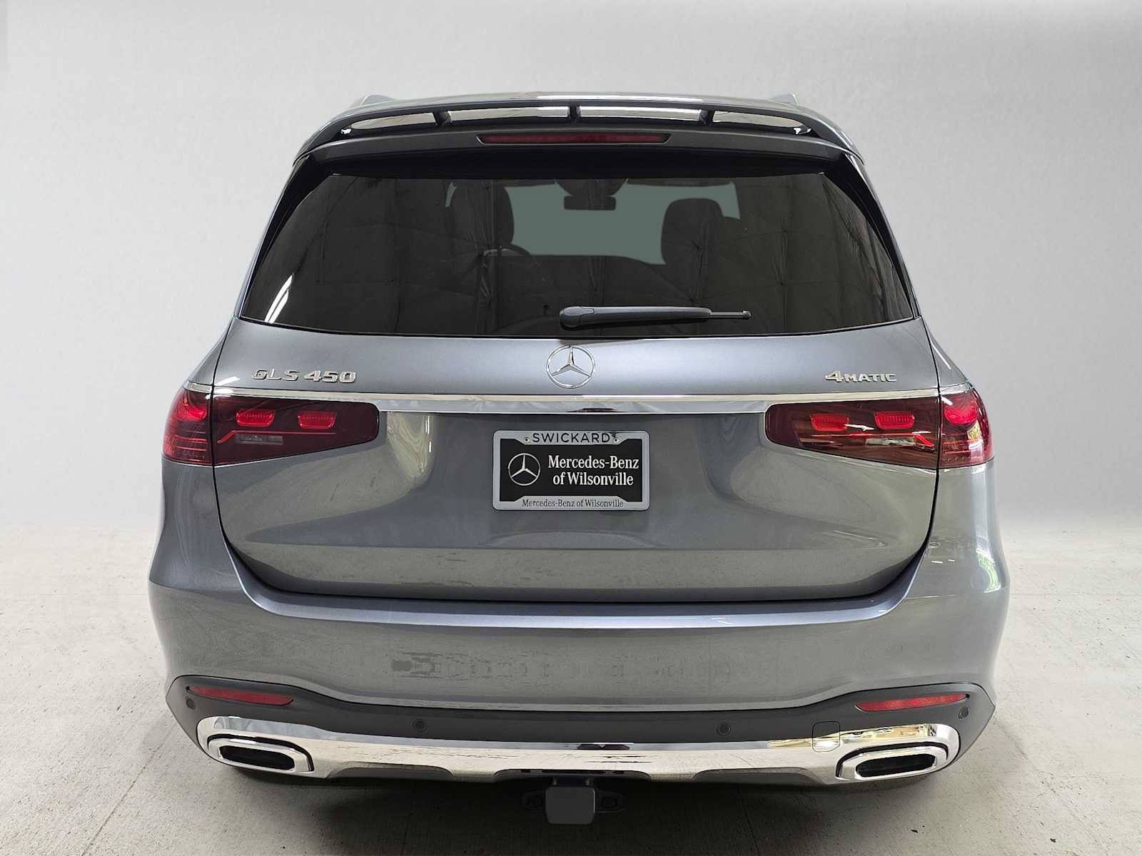 Used 2026 Mercedes-Benz GLS 450 4MATIC image 4
