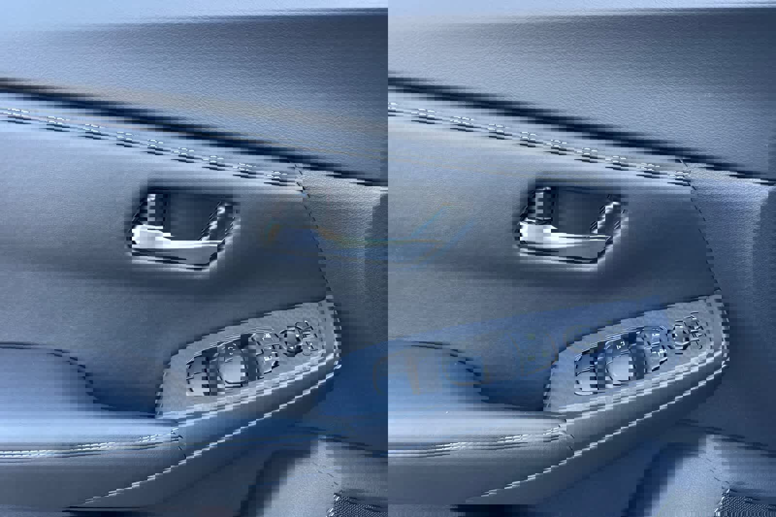 New 2025 Nissan Sentra SV image 12