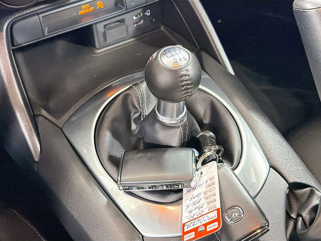 Used 2020 MAZDA MX-5 Miata Club RWD image 19