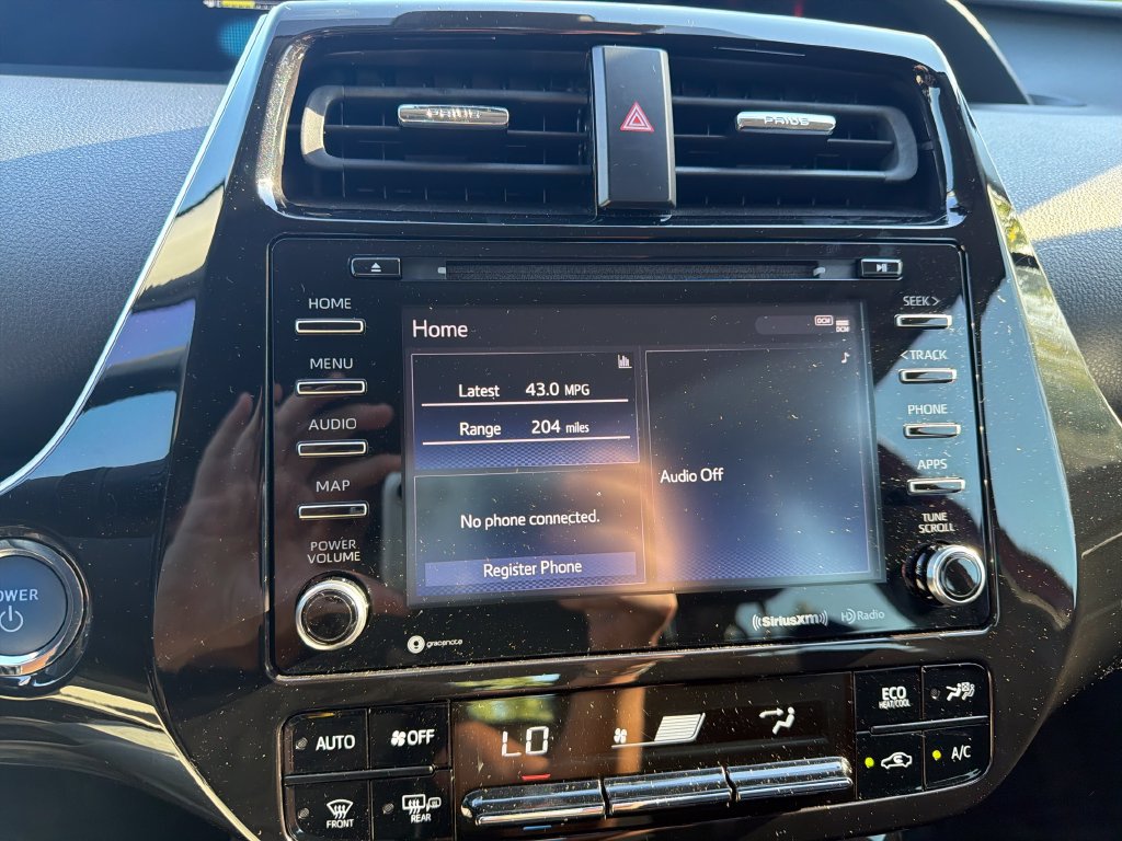 Used 2022 Toyota Prius Prime LE FWD image 13