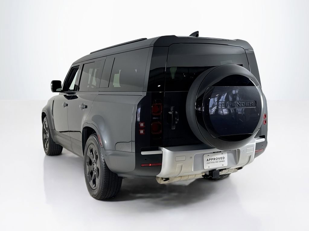 Used 2025 Land Rover Defender 130 S image 3