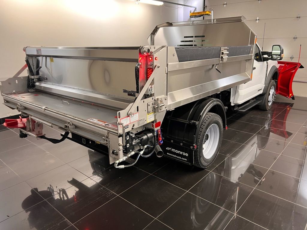 New 2026 Ford F550 4x4 Regular Cab Super Duty image 4