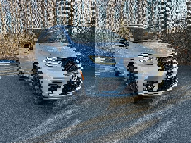 New 2026 Chrysler Pacifica Select w/ S Appearance Package image 2