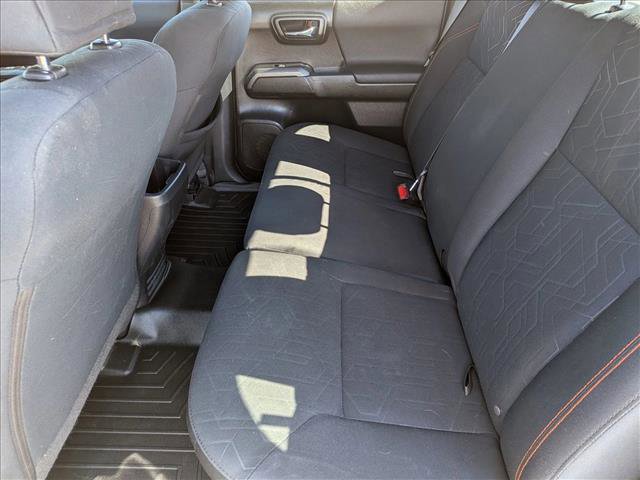 Used 2017 Toyota Tacoma TRD Off-Road w/ Tow Package (A/T) image 17