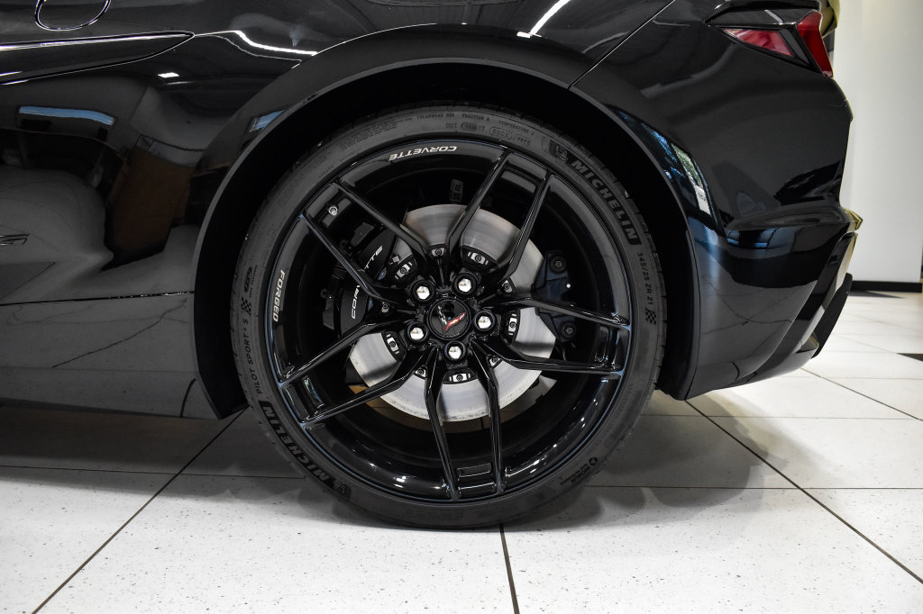 Used 2026 Chevrolet Corvette Z06 RWD image 15