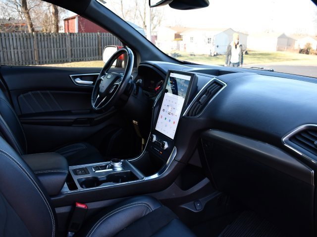 Used 2022 Ford Edge ST w/ Equipment Group 401A image 27