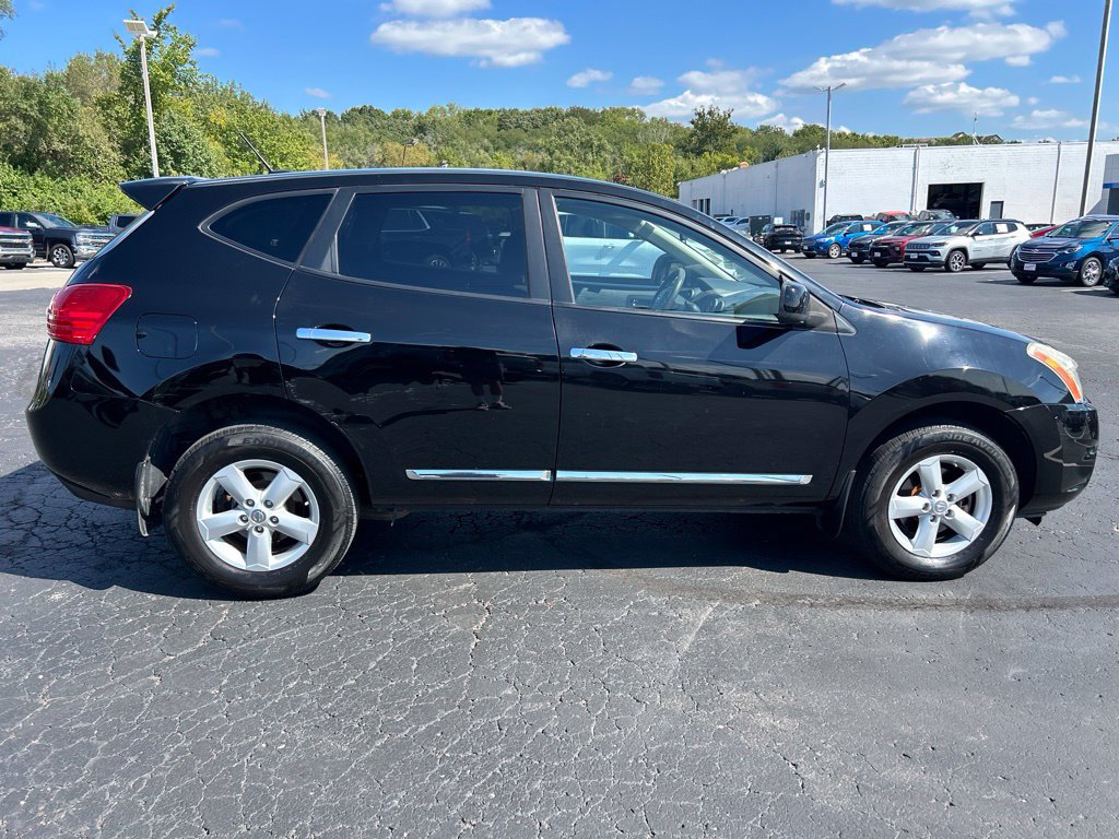 Used 2013 Nissan Rogue S w/ Special Edition Pkg AWD/4WD image 4