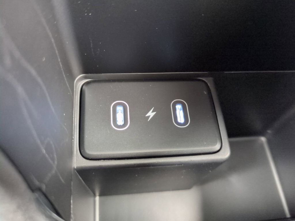New 2026 Hyundai Kona Limited image 17